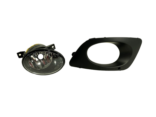 2014 2015 2016 2017 2018 Mercedes-Benz Freightliner Sprinter 2500 3500 Front Bumper Fog Light Lamp With Cover Right Passenger Side