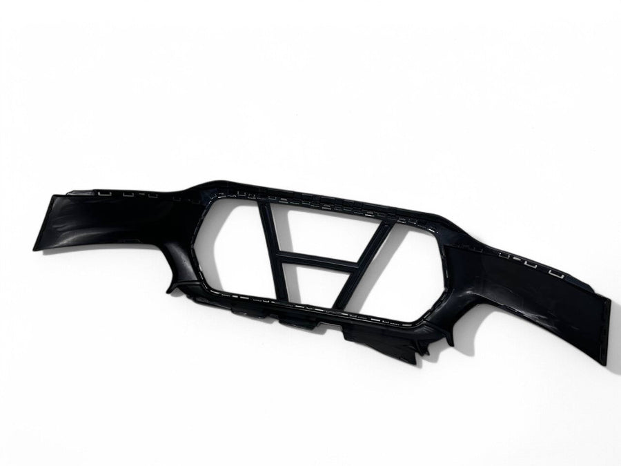 2020 2021 2022 2023 2024 2025 Ford Transit 150 250 350 350HD & E-Transit Front Bumper Upper Cover