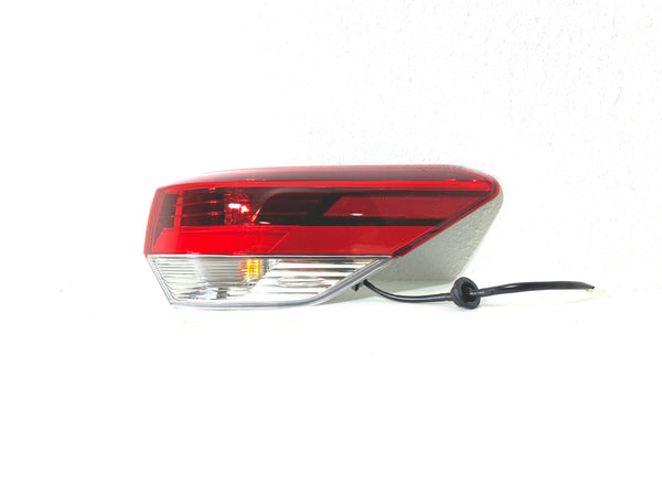 2018-2019 Toyota Highlander Rear Tail Light Lamp Outer Right Passenger Side