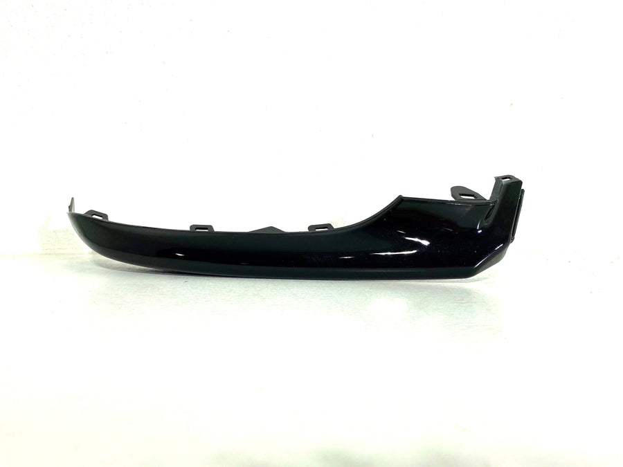 2018 2019 2020 Toyota Camry XSE SE Front Bumper Lower Molding Right Passenger Side