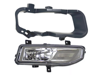 2018 2019 2020 Nissan Kicks SR Front Bumper Front Bumper Fog Light Lamp With Bracket Right Passenger Side - Bumper & Body Parts