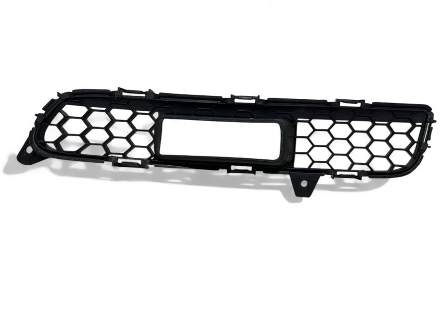 2008 2009 2010 2011 2012 2013 2014 2015 Infiniti EX35 EX37 QX50 Left Front Bumper Lower Grille Driver Side Honeycomb