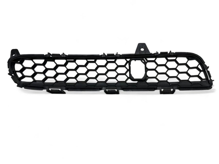 2008 2009 2010 2011 2012 2013 2014 2015 Infiniti EX35 EX37 QX50 Right Front Bumper Lower Grille Passenger Side Honeycomb
