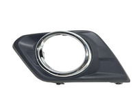 2014 2015 2016 Nissan Rogue Left Front Bumper Fog Light Cover Driver Side - Bumper & Body Parts