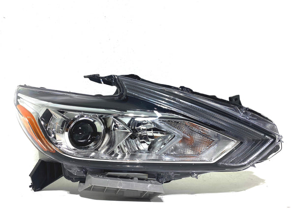 2016 2017 2018 Nissan Altima Right Front Headlight Lamp Passenger Side
