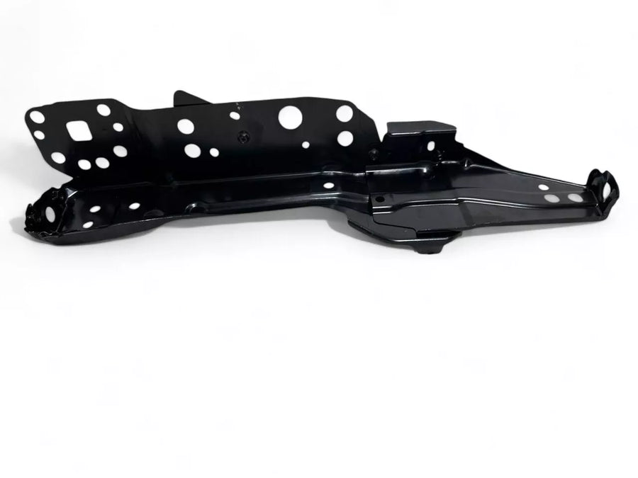 2016 2017 2018 2019 2020 2021 2022 Toyota Prius Radiator Core Support Bracket Right Passenger Side