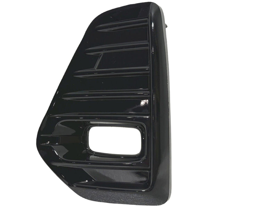 2021 2022 2023 2024 Nissan Kicks SR Front Bumper Fog Light Cover Left Driver Side Gloss Black